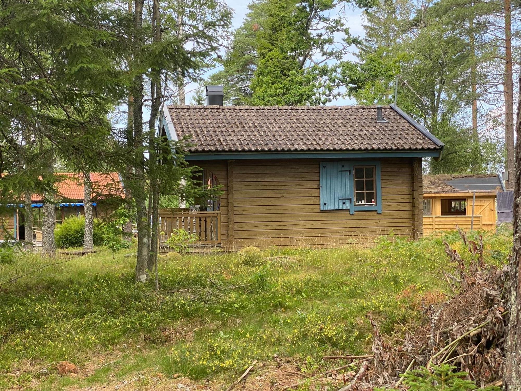 Timrad Stuga I Kanten Av Skogen Med Spa Moejlighet Mullsjö 外观 照片