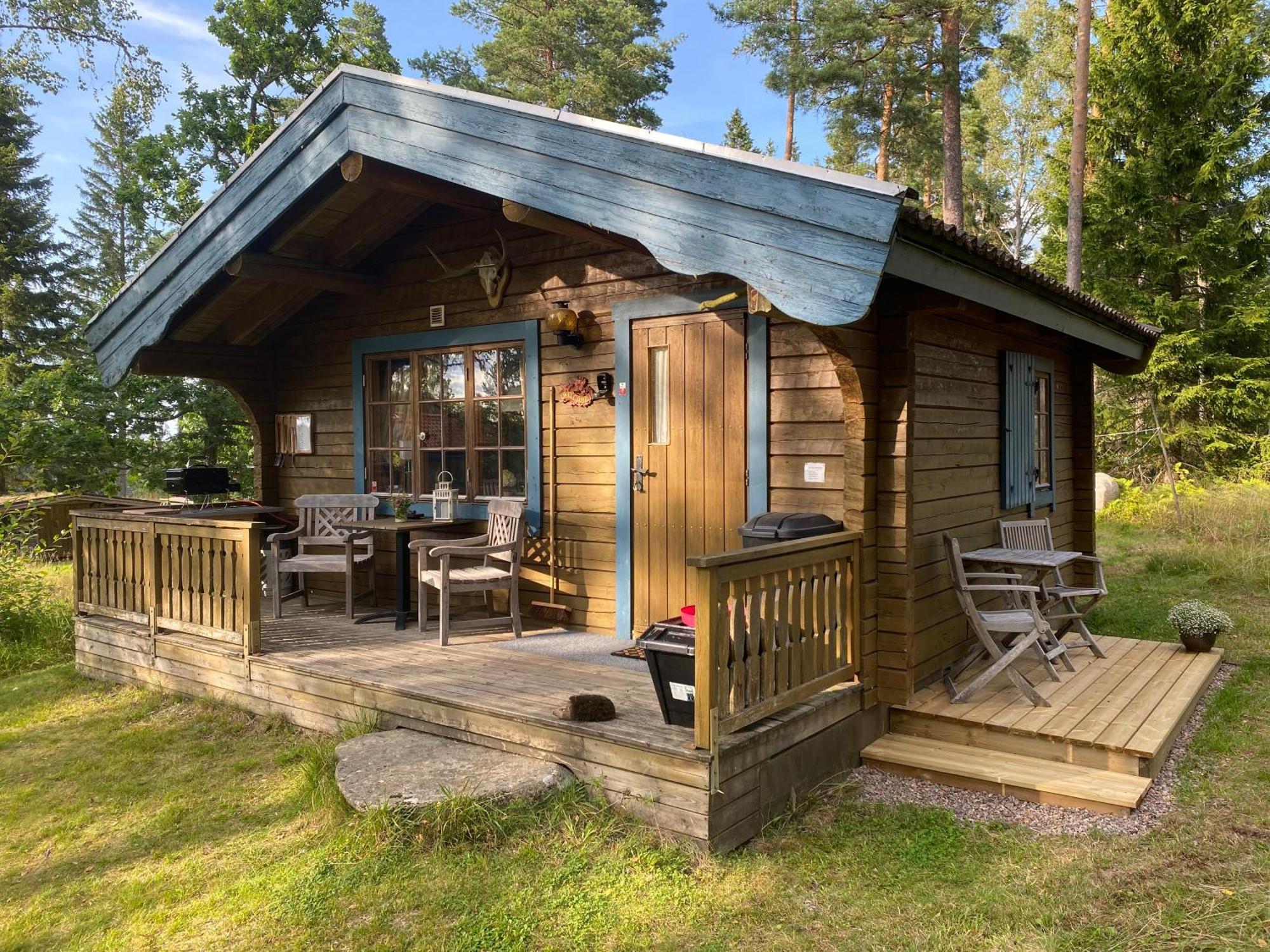 Timrad Stuga I Kanten Av Skogen Med Spa Moejlighet Mullsjö 外观 照片